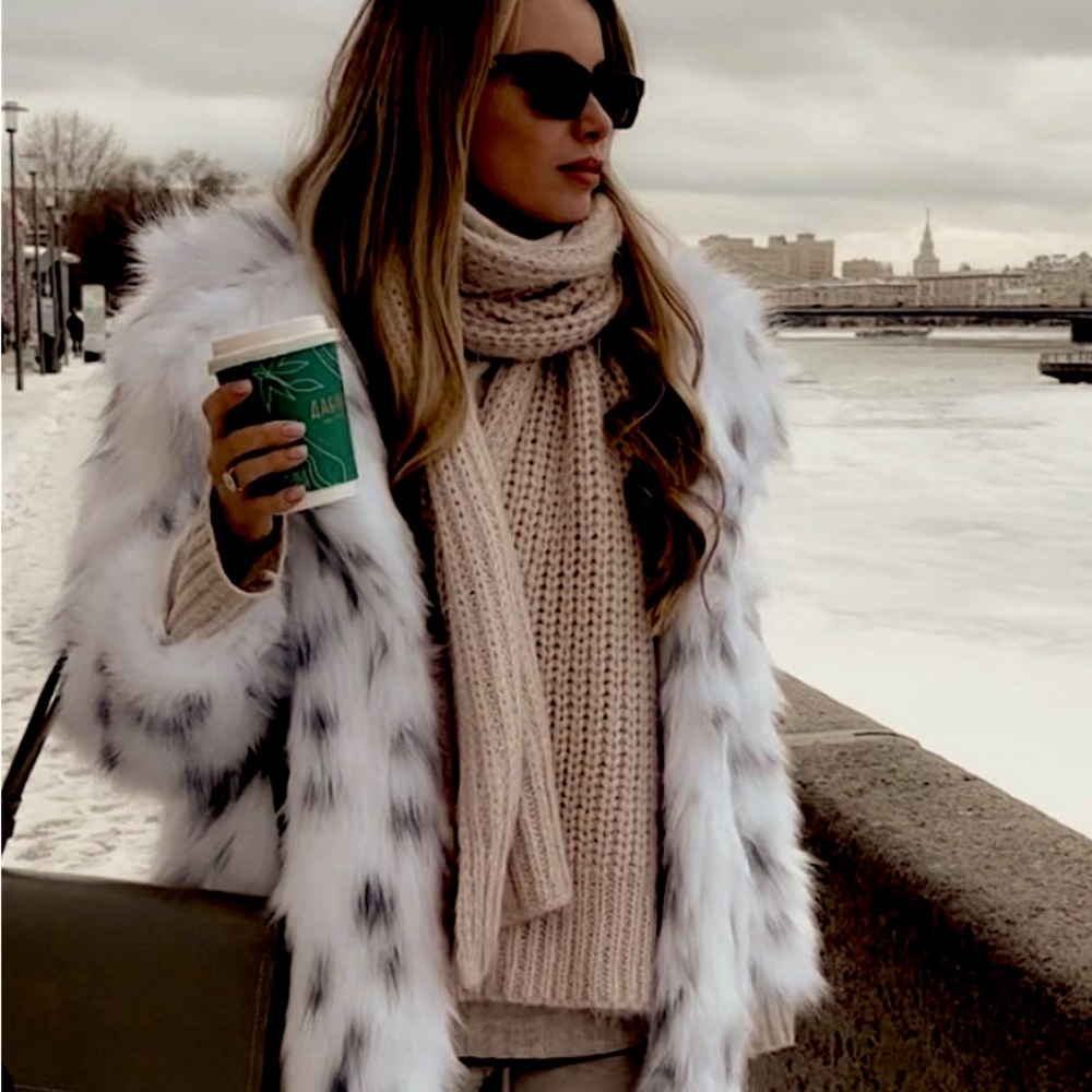 Vintage Faux Fur Dress Coat by not fur real by duffel
Women size XL